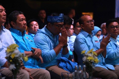 Ketua Tim Kampanye Daerah (TKD) Prabowo - Gibran Jawa Barat Ridwan Kamil saat Konsolidasi TKD Prabowo - Gibran Provinsi Jawa Barat di The House Convention Hall, Bandung, Jawa Barat, Sabtu (25/11/2023). Foto: Dok. Istimewa