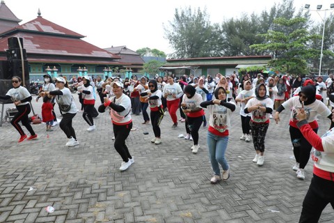 Sahabat Ganjar senam bersama di Lamongan. Foto: Dok. Istimewa