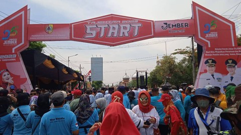 Warga yang mengikuti Tajemtra, Sabtu (25/11). Foto: Pemkab Jember