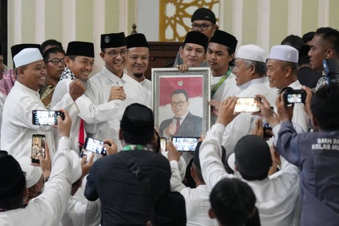 Capres Anies Baswedan menghadiri Rakernas & Milad 50 Tahun Hidayatullah di Balikpapan, Kalimantan Timur, Sabtu malam (25/11/2023). Foto: Dok. Istimewa