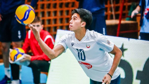 Pevoli Indonesia, Fahry Septian, saat membela SKV Montana di Liga Voli Bulgaria pada Oktober 2023. Foto: BVF (National Volleyball League) Bulgaria