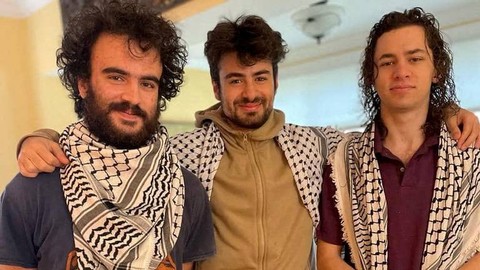 Hisham Awartani, Kinnan Abdel Hamid dan Tahseen Ahmed, tiga mahasiswa keturunan Palestina yang ditembak di dekat Universitas Vermont di Burlington pada 25 November 2023. Foto: Awartani family/Reuters
