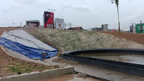 Kondisi Alun-alun Karawang, Jumat (1/12/2023). Foto: kumparan