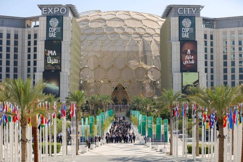 Presiden Joko Widodo tiba di Al Wasl Dome, Expo City Dubai, Dubai, Persatuan Emirat Arab (PEA) untuk menghadiri World Climate Action Summit (WCAS) COP28, pada Jumat (1/12/2023). Foto: Laily Rachev/Biro Pers Sekretariat Presiden