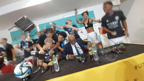 Selebrasi Timnas U-17 Jerman usai pastikan juara Piala Dunia U-17 2023 di Stadion Manahan Solo, Sabtu (2/12/2023).  Foto: kumparan