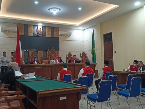 Tiga orang saksi dihadirkan dalam sidang lanjutan mantan Kasat Narkoba Polres Lampung Selatan, Andri Gustami. | Foto : Galih Prihantoro/ Lampung Geh