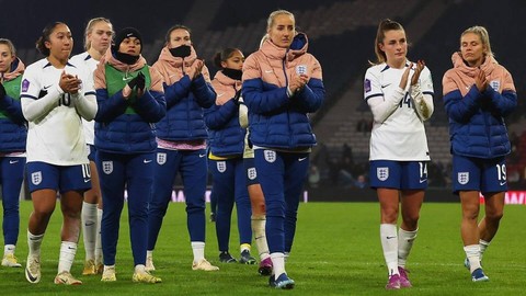 Timnas Wanita Inggris gagal melaju ke semifinal UEFA Women's Nations League. Foto: Instagram/@lionesses