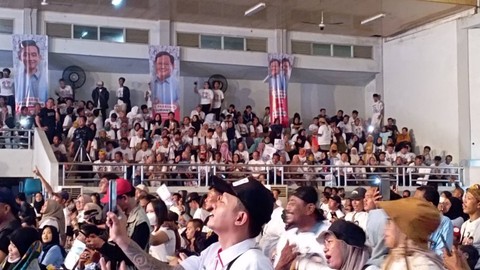 Suasana acara Satnite with Pandugi di GOR Panatayudha, Karawang, Jawa Barat, Sabtu (9/12/2023). Foto: Fadlan Nuril Fahmi/kumparan