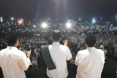 Acara Kampus Hijau Bersholawat Bersama Anies Baswedan di Ponpes Daarul Ma'arif, Indramayu, Jawa Barat, Sabtu (9/12/2023) malam. Foto: Dok. Istimewa