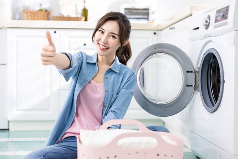 Ilustrasi mencuci pakaian. Foto: aslysun/Shuttterstock