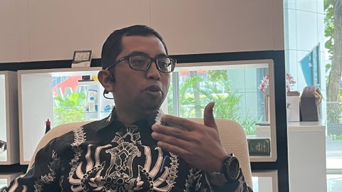 Direktur Utama holding pelat merah sektor pangan, PT Rajawali Nusindo Indonesia (RNI) atau ID Food Frans Tambunan ditemui di sela-sela acara National Sugar Summit 2023 di Waskita Rajawali Tower, Jakarta pada Rabu (13/12/2023). Foto: Widya Islamiati/kumparan