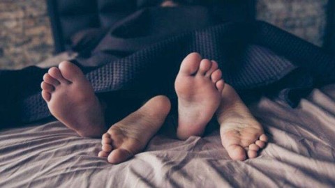 Ilustrasi pasangan remaja kepergok mesum di Pantai Mempawah, Kalbar. Foto: Dok. Kumparan