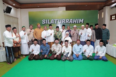 Ponpes Lirboyo dukung AMIN di 2024. Foto: Dok. Istimewa