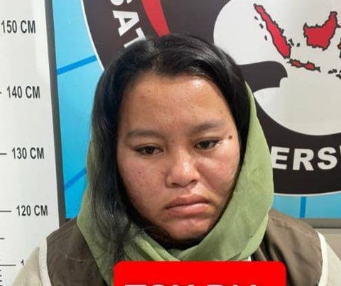 Wanira asal Sumatera Utara ditangkap membawa narkoba jenis sabu sebanyak 144 kilogram di sebuah hotel di kawasan Jalan Diponegoro, Surabaya. Foto: Dok. Istimewa