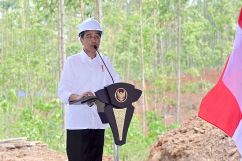 Presiden Jokowi di groundbreaking RSUP Nusantara, di Ibu Kota Negara (IKN) Nusantara di Penajam Paser Utara, Kalimantan Timur, Rabu (20/12/2023). Foto: Muchlis Jr/Biro Pers Sekretariat Presiden