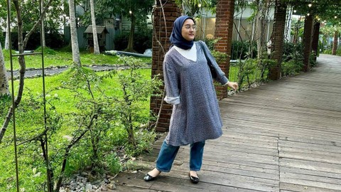 Kondisi Putri Sulung Harry Kahitna, Oriza Violinar, usai tangan kanan diamputasi. Foto: Instagram/@theviolinar