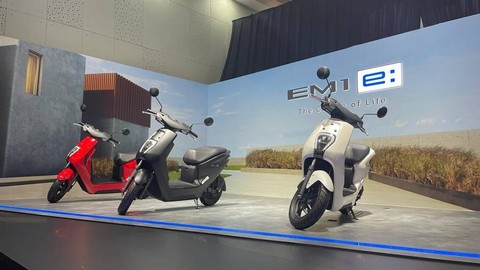 PT Astra Honda Motor (AHM) resmi meluncurkan motor listrik Honda EM1 e: dan Honda EM1 e: PLUS di Cikarang, Bekasi (21/12/2023). Foto: Sena Pratama/kumparan