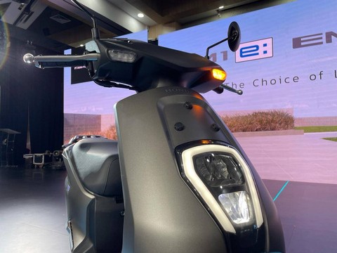 Motor listrik EM1 e: PLUS meluncur di Indonesia (21/12/2023). Foto: Sena Pratama/kumparan