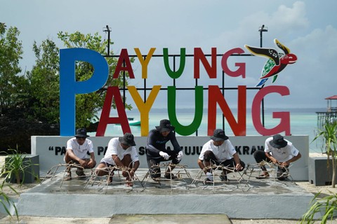 Upaya konservasi terumbu karang yang dilakukan oleh Kelompok Maratua Peduli Lingkungan pun semakin menggeliat setelah berkolaborasi dengan BRI Peduli. dok. BRI