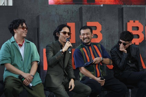 Konferensi pers film 13 Bom Di Jakarta di Epicentrum Kuningan, Jakarta, Kamis, (21/12/2023). Foto: Agus Apriyanto