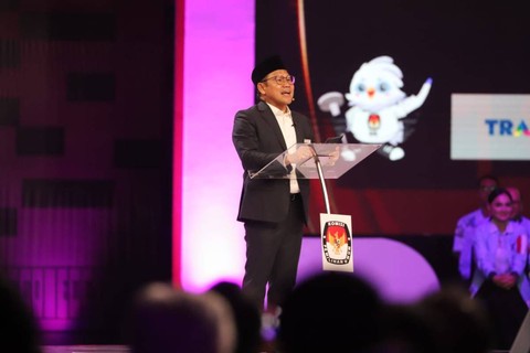 Cawapres nomor urut 01 Muhaimin Iskandar menyampaikan gagasannya saat debat calon wakil presiden Pemilu 2024 di JCC, Jakarta, Jumat (22/12/2023). Foto: Iqbal Firdaus/kumparan