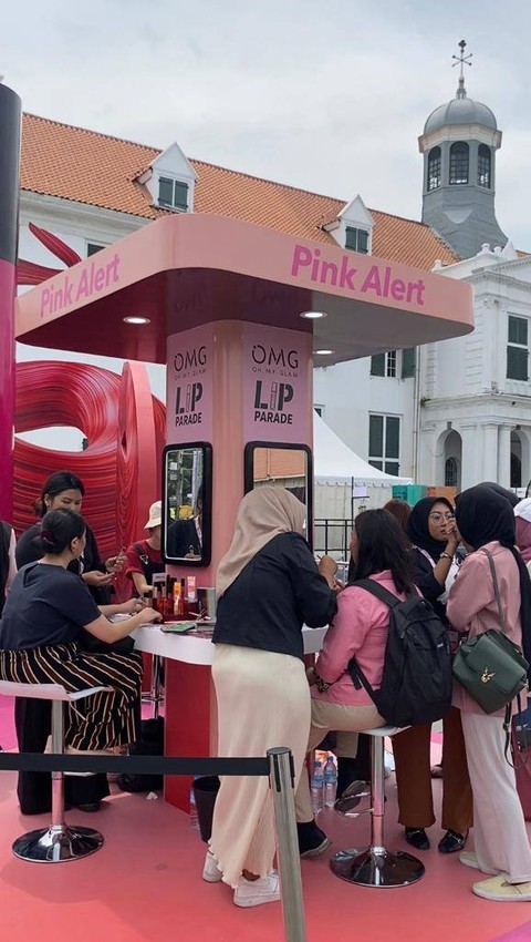 The First Beauty Color Parade in Town OMG Beauty. Foto: kumparan/Ananda Amelia