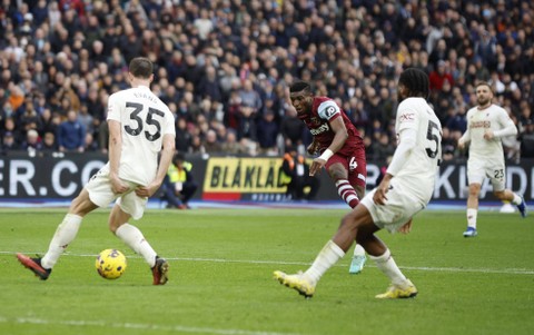 Pertandingan Liga Inggris antara West Ham United vs Manchester United di London Stadium, Inggris, pada Sabtu (23/12). Foto: Hannah McKay/Reuters