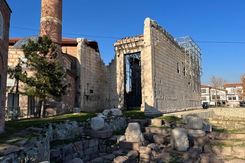 Masjid Haci Bayram-Augustus Temple di Ankara, Turki. Foto: Azalia Amadea/Kumparan