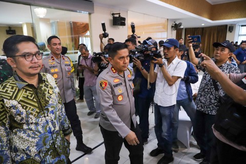 Kapolda Metro Jaya Irjen Pol Karyoto tiba untuk menyampaikan konferensi pers Rilis Akhir Tahun di  Balai Pertemuan Metro Jaya, Kamis (28/22/2023). Foto: Iqbal Firdaus/kumparan