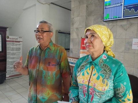 Dinas Lingkungan Hidup (DLH) Provinsi Lampung menunjukkan kondisi realtime kualitas udara di Lampung. | Foto : Galih Prihantoro/ Lampung Geh