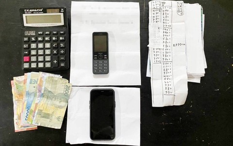 Barang bukti kasus judi togel yang diamankan. | Foto: Dok Polres Tulang Bawang