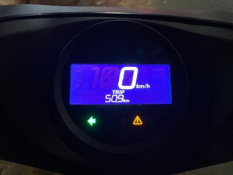 Mencoba motor listrik Honda EM1 e:. Foto: Sena Pratama/kumparan