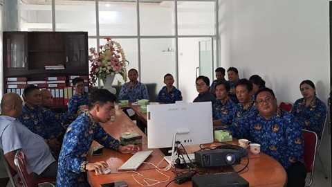 Kegiatan rapat pembentukan Forum Perumahan dan Kawasan Permukiman di Kabupaten Sitaro.