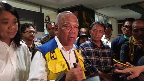 Menteri PUPR, Basuki Hadimuljono, saat meninjau RSUD Sumedang pada Rabu (3/1/2023). Foto: Rachmadi Rasyad/kumparan