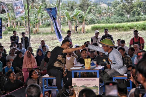 Capres nomor urut 1 Anies Baswedan dalam acara Desak Anies di Asmara Garden, Gorontalo, Senin (8/1/2024). Foto: Dok. Istimewa
