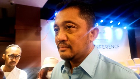 Wakil Bendahara Tim Kampanye Nasional (TKN) Prabowo-Gibran, Bobby Gafur Umar usai konferensi pers pada Rabu (10/1/2024). Foto: Ghinaa Rahmatika/kumparan