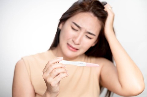 Perempuan dengan infertilitas. Foto: AUWAE PHOTO/Shutterstock