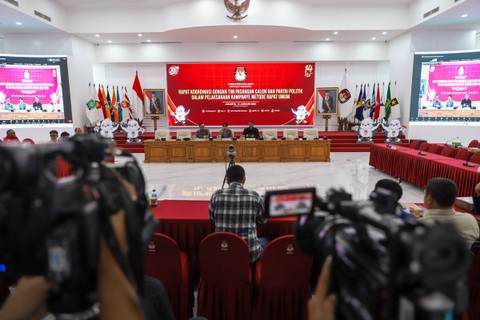 Komisi Pemilihan Umum (KPU) menggelar rapat koordinasi di Gedung KPU, Imam Bonjol, Jakarta, Minggu (14/1/2024). Foto: Iqbal Firdaus/kumparan