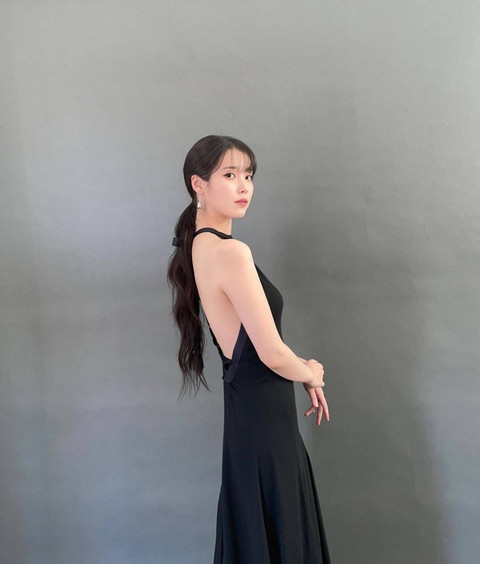 Penyanyi IU. Foto: Instagram/@dlwlrma