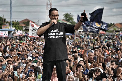Capres nomor urut 01 Anies Baswedan mengawali kampanye akbar di Lapangan Pinang WH, Tangerang, Banten, Minggu (20/1). Foto: Dok. Istimewa