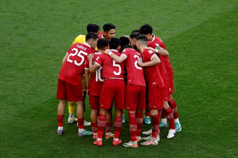 Pemain Timnas Indonesia saat melawan Timnas Jepang pada pertandingan Grup D Piala Asia 2023 di Stadion Al Thumama, Doha, Qatar, Rabu (24/1/2024). Foto: Thaier Al-Sudani/REUTERS