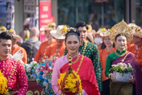 Ilustrasi festival bunga di Chiang Mai. Foto: Shutterstock