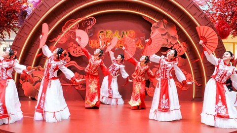 Sambut Imlek, Grand Indonesia hadirkan pertunjukan tari khas China. Foto: Grand Indonesia