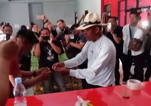 Mantan Bupati Subang Ruhimat mundur dari PDIP, fokus dukung Prabowo-Gibran. Foto: kumparan