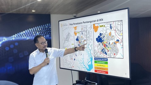 Kepala OIKN Bambang Susantono dalam konferensi pers di Kantor Kementerian Komunikasi dan Informatika (Kominfo), Jakarta, pada Selasa (30/1/2024). Foto: Widya Islamiati/kumparan