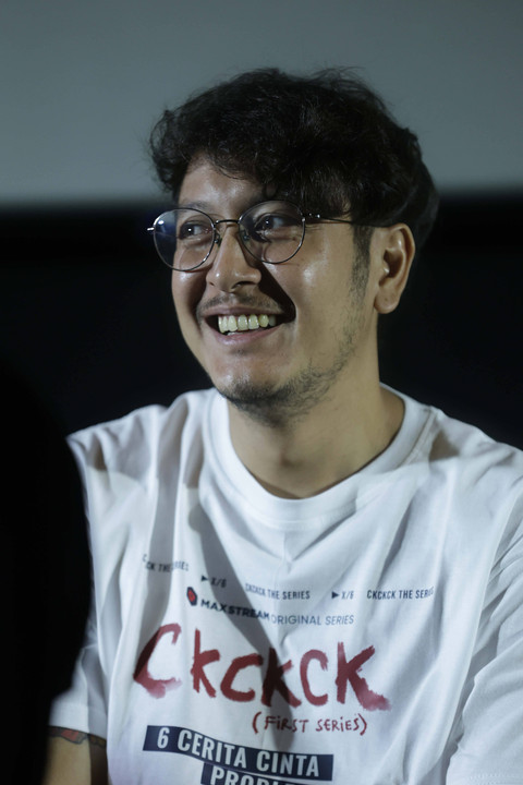 Dimas Anggara saat konferesi pers film series Ckckck di Grand Indonesia, Jakarta, Selasa, (30/1/2024). Foto: Agus Apriyanto