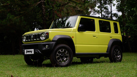Suzuki Jimny 5-pintu. Foto: Aditya Pratama Niagara/kumparan
