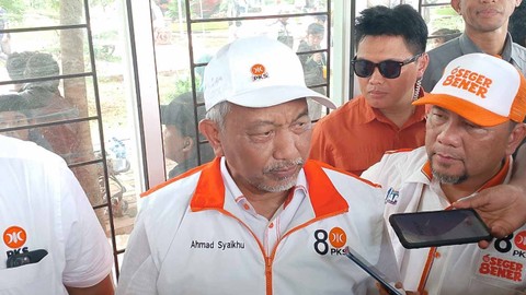 Presiden Partai Keadilan Sejahtera (PKS), Ahmad Syaikhu, ditemui usai kampanye terbuka di Bekasi, Jawa Barat. Foto: kumparan