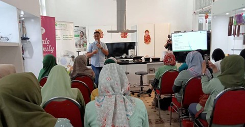 dr. Arga Patrianagara, Sp.B., Subsp.Onk (K), Dokter Spesialis Bedah Konsultan Bedah Onkologi AHCC dalam talkshow "Diet Seimbang untuk Pencegahan dan Perawatan Kanker", Sabtu (3/2) sore. Foto: Masruroh/Basra