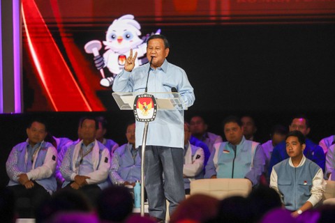 Capres nomor urut 02 Prabowo Subianto saat Debat Kelima Pilpres 2024 di Jakarta Convention Centre (JCC), Jakarta, Minggu (4/2/2024). Foto: Iqbal Firdaus/kumparan